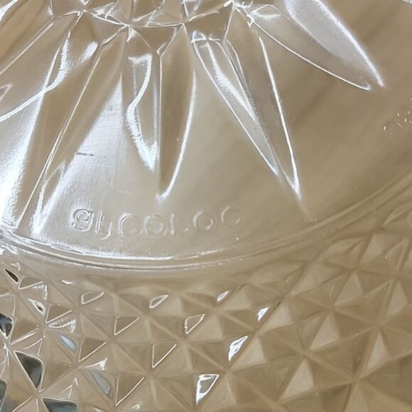 Arcoroc France Clear Glass Starburst Diamond Pattern Large Serving Bowl 9” - Picture 4 of 9